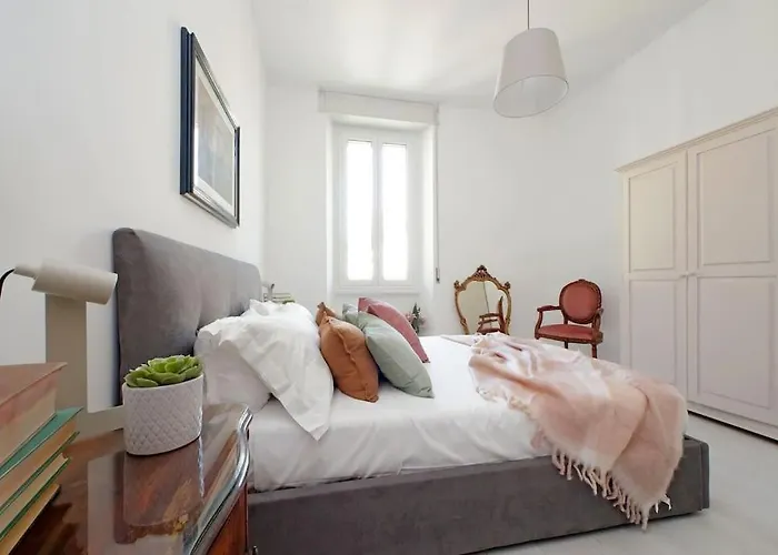 Eroi Spacious Apartment