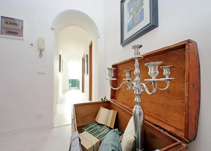 Eroi Spacious Apartment Rom